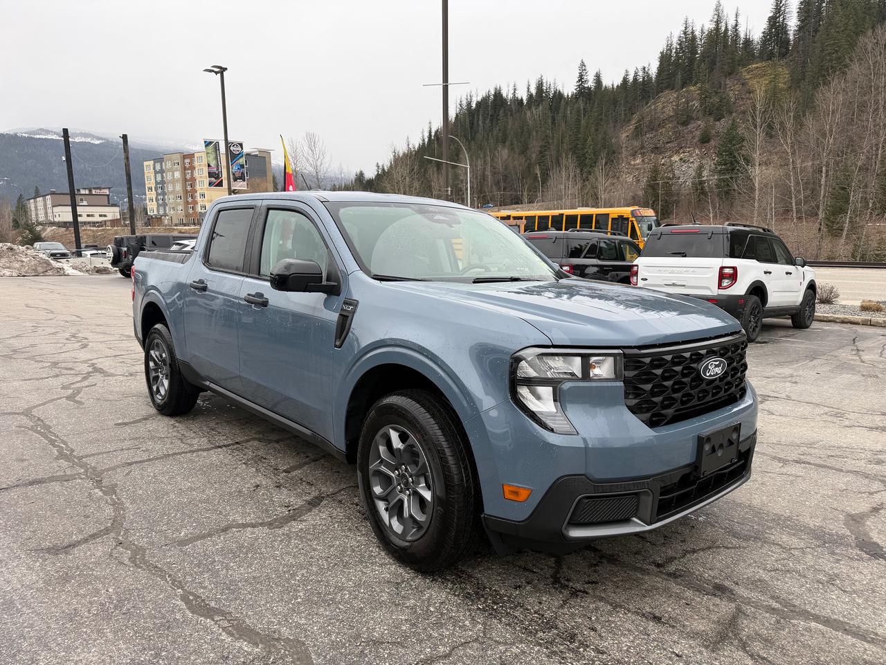 2026 Ford Maverick XLT Photo2