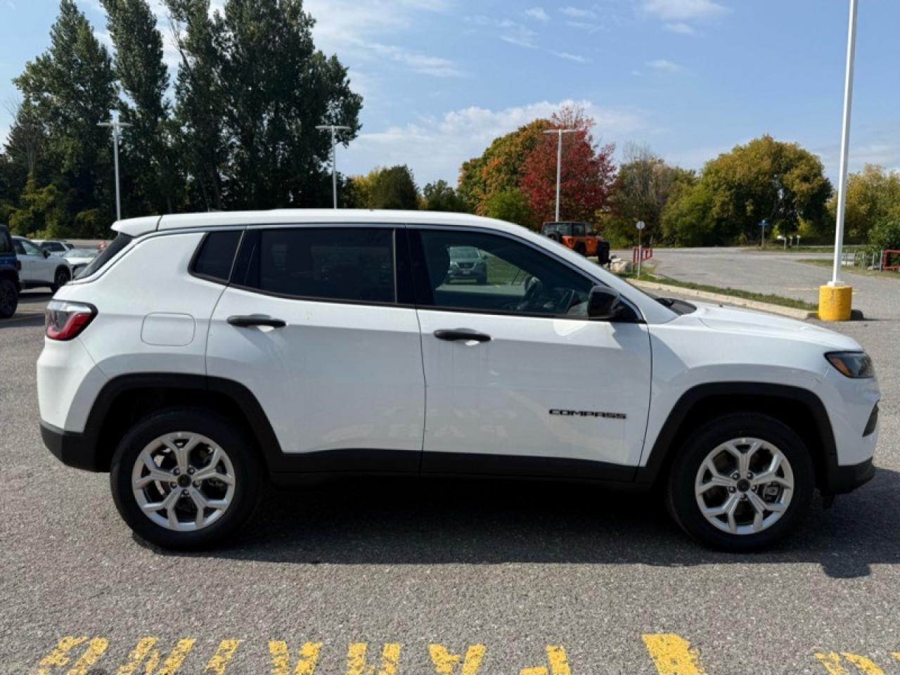 2025 Jeep Compass Sport  - Heated Seats -  LED Lights Photo4