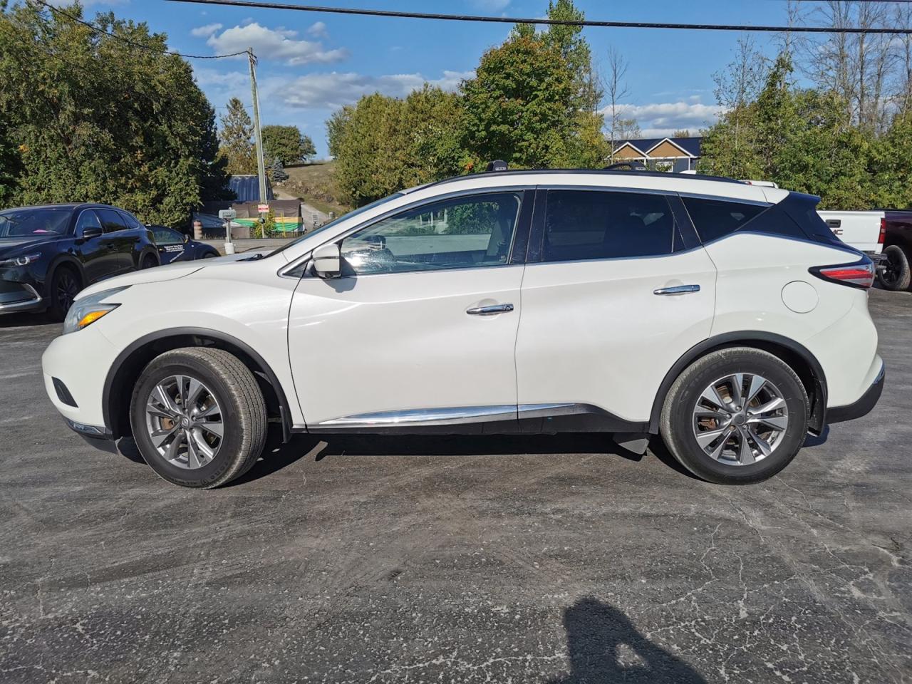 2017 Nissan Murano SV AWD - Photo #2