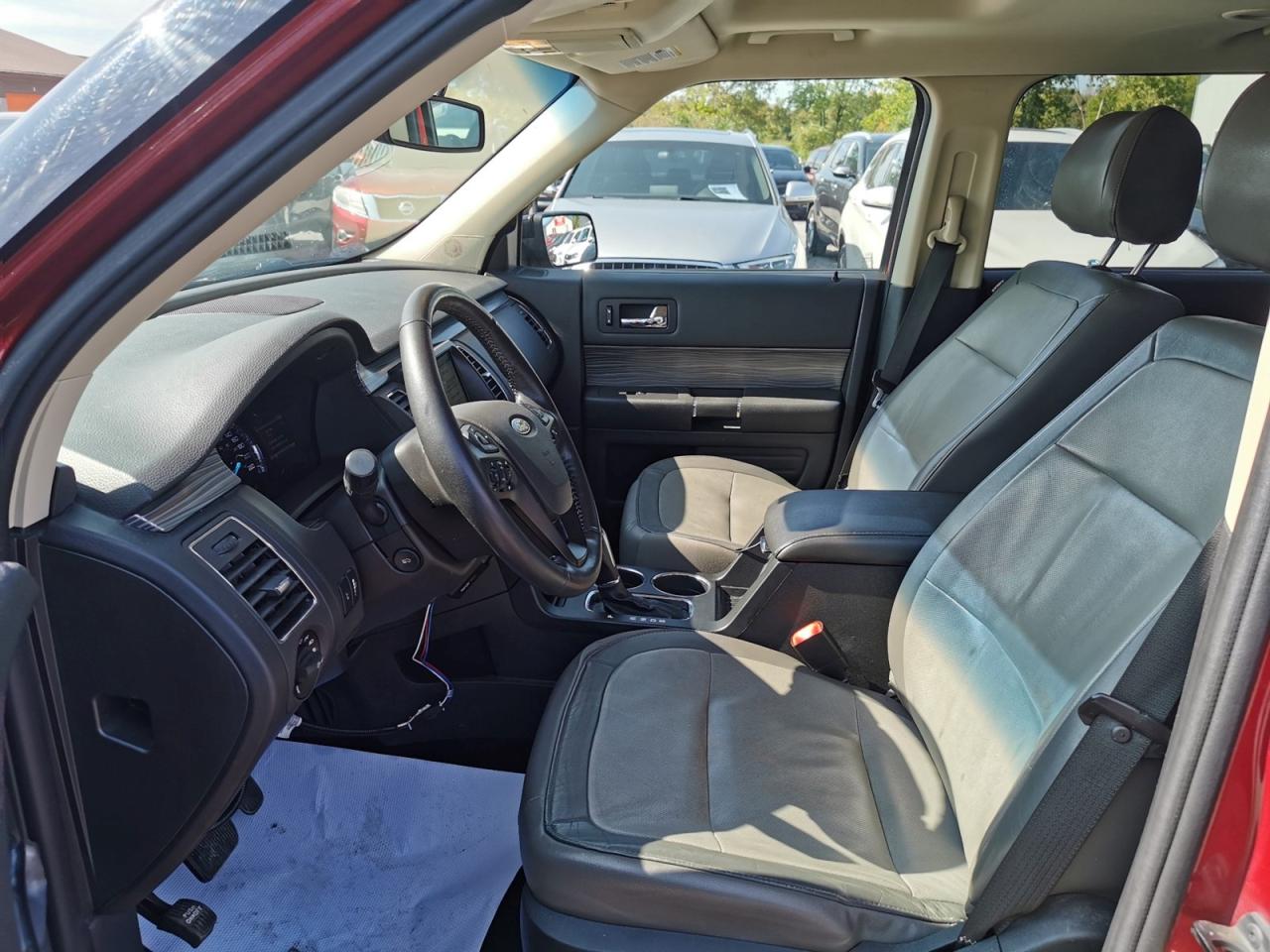 2018 Ford Flex SEL AWD - Photo #11