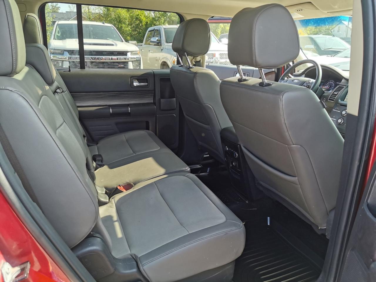 2018 Ford Flex SEL AWD - Photo #31