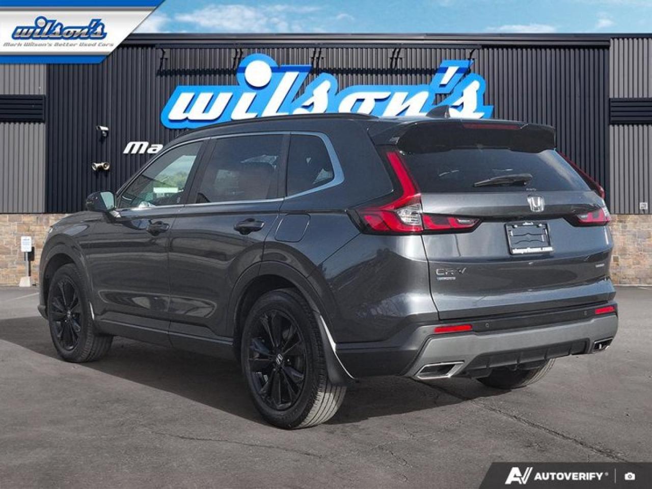 2024 Honda CR-V Hybrid Touring Hybrid | Leather | Sunroof | Nav | Heated Wheel + Seats | CarPlay + Android | and More ! Photo