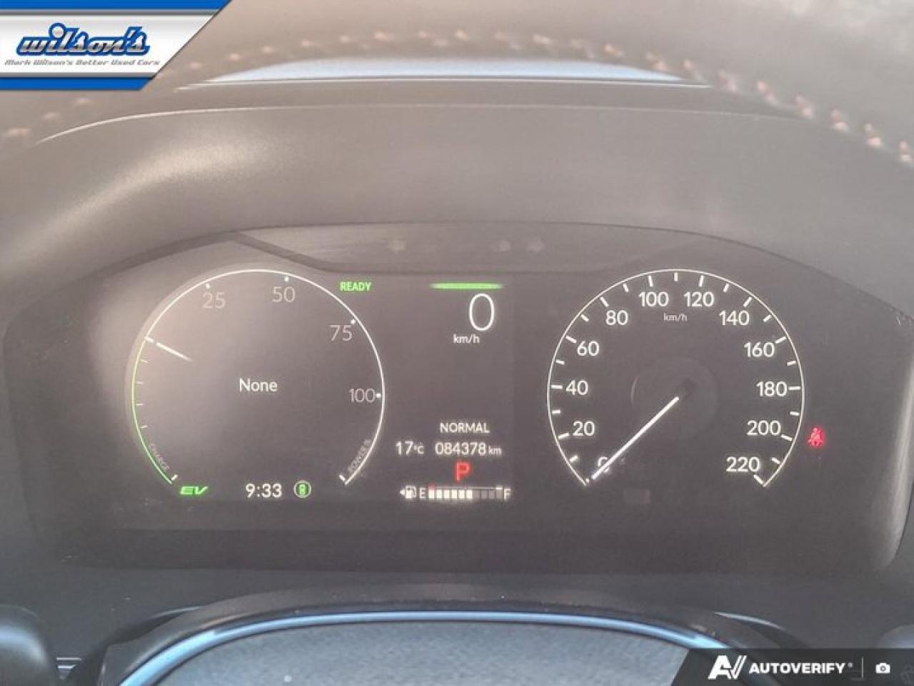 2024 Honda CR-V Hybrid Touring Hybrid | Leather | Sunroof | Nav | Heated Wheel + Seats | CarPlay + Android | and More ! Photo