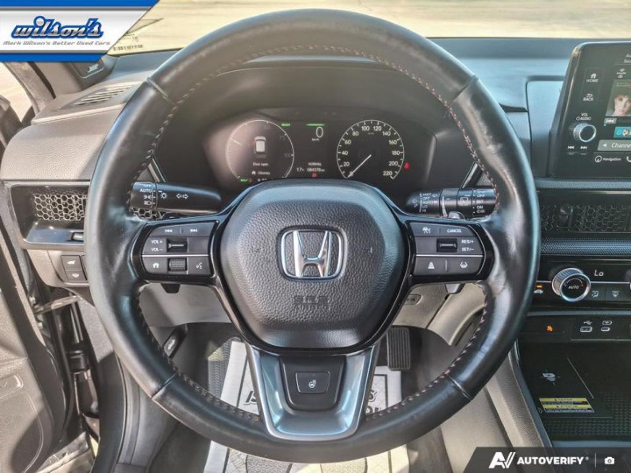 2024 Honda CR-V Hybrid Touring Hybrid | Leather | Sunroof | Nav | Heated Wheel + Seats | CarPlay + Android | and More ! Photo