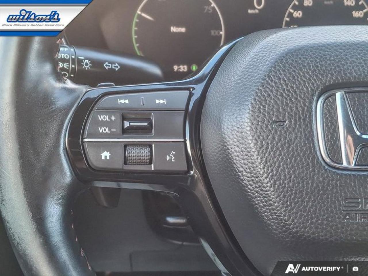 2024 Honda CR-V Hybrid Touring Hybrid | Leather | Sunroof | Nav | Heated Wheel + Seats | CarPlay + Android | and More ! Photo