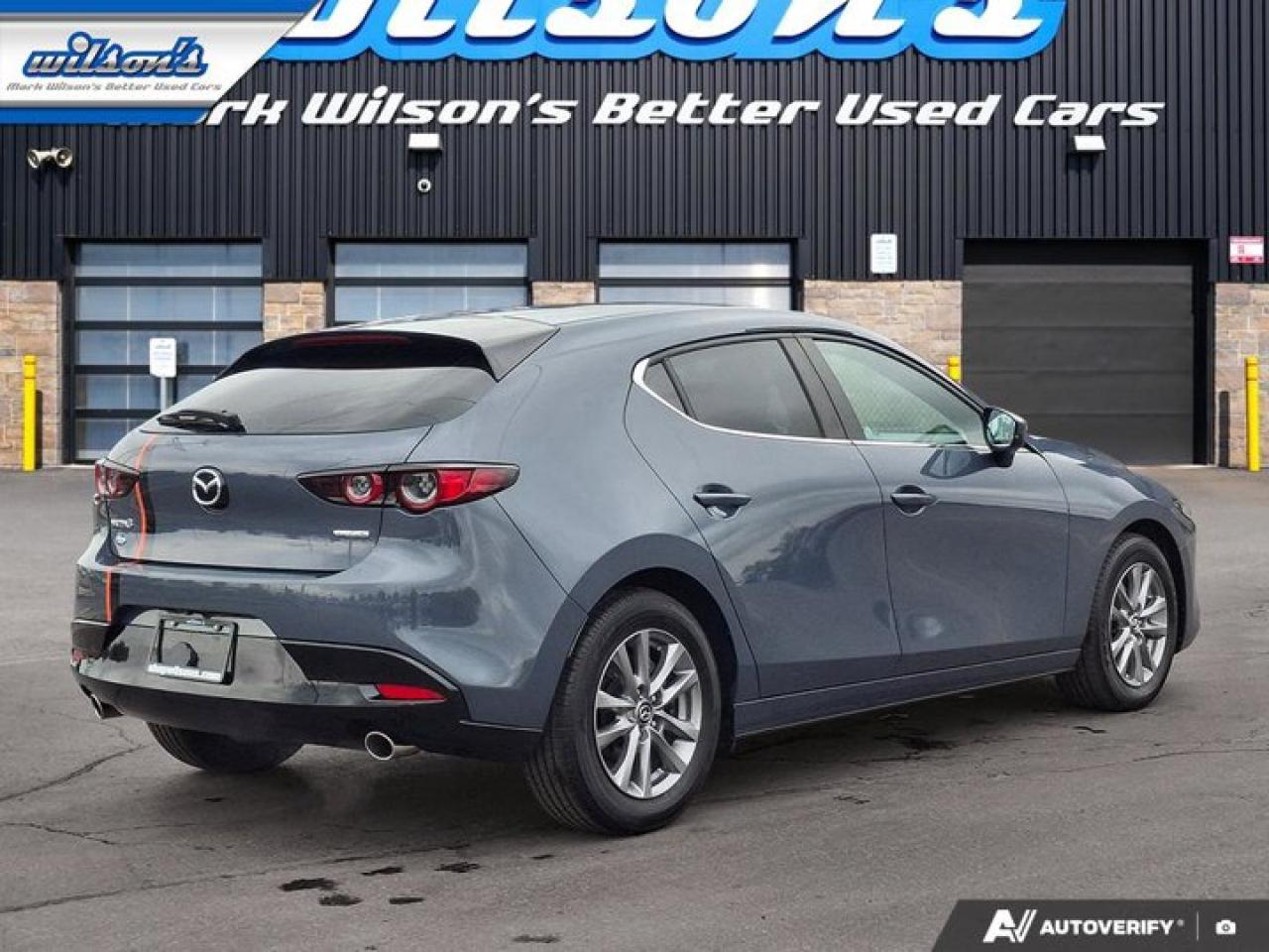 2021 Mazda MAZDA3 Sport GS Hatchback | Leather | Sunroof | Heated Wheel + Seats | Power Seat | Rear Camera | and More ! Photo4