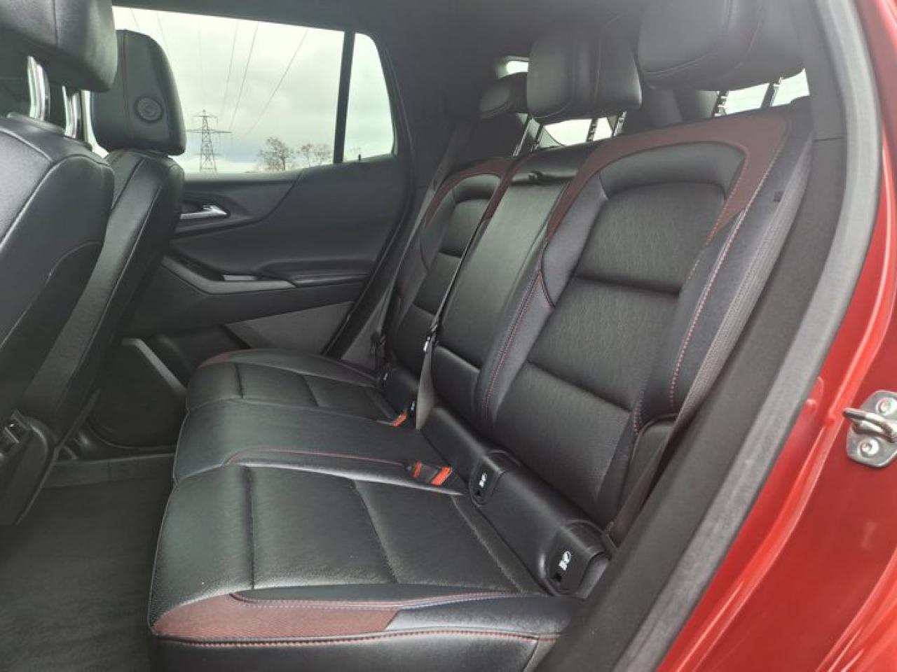 2025 Chevrolet Equinox AWD RS | Leather | Pano Roof | 360 Camera | CarPlay | Android Auto | Remote Start & More ! Photo