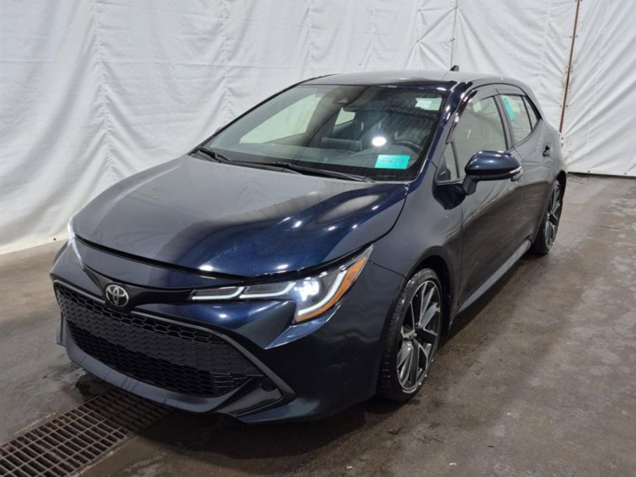 Used 2022 Toyota Corolla Hatchback SE Upgrade | Heated Steering + Seats | Carplay | Adaptive Cruise | Wireless Charger | and More ! for sale in Guelph, ON