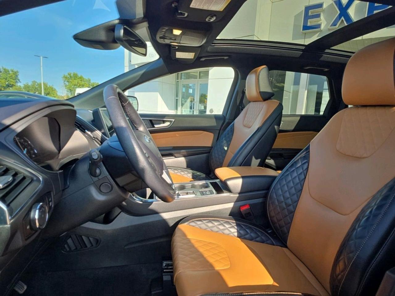 2024 Ford Edge TITANIUM, PREVIOUS DEMO! ELITE PACKAGE! 20" RIMS! Photo