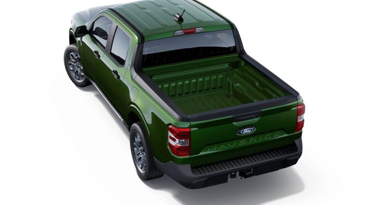 2025 Ford Maverick XLT Photo2
