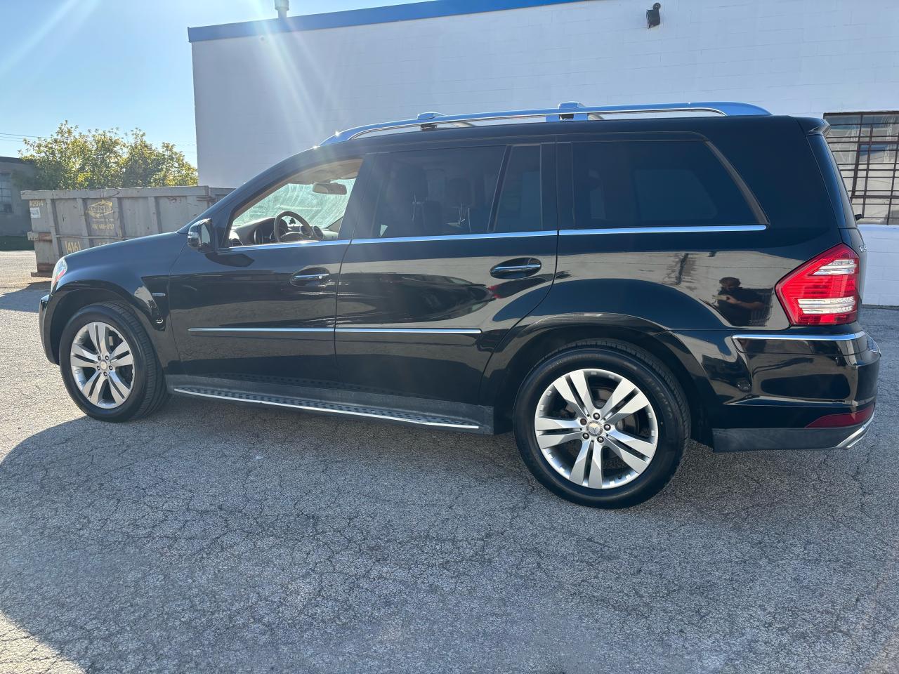 2012 Mercedes-Benz GL-Class GL 350 BlueTec - Photo #4
