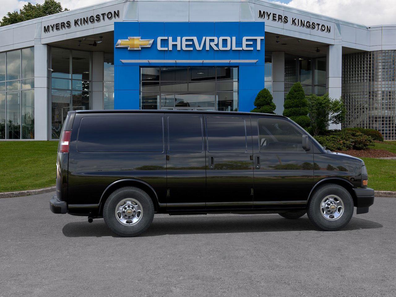 2025 Chevrolet Express Cargo Van 2500 135 Photo4