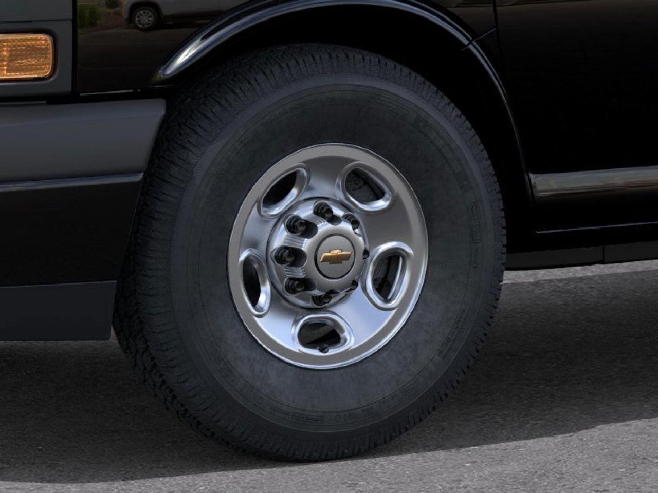 2025 Chevrolet Express Cargo Van 2500 135 Photo