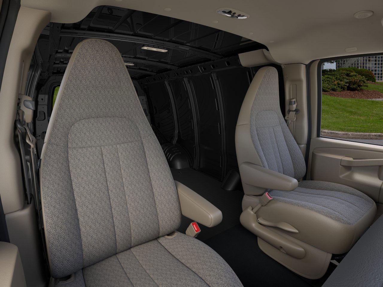 2025 Chevrolet Express Cargo Van 2500 135 Photo