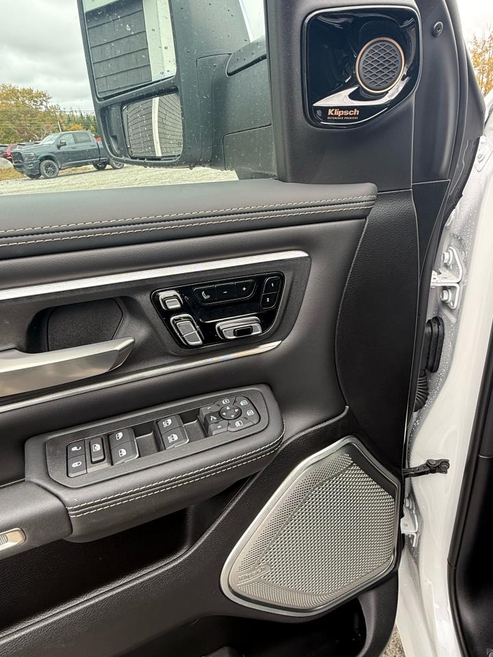 2026 RAM 1500 TUNGSTEN 4X4 CREW CAB 5'7" BOX Photo12