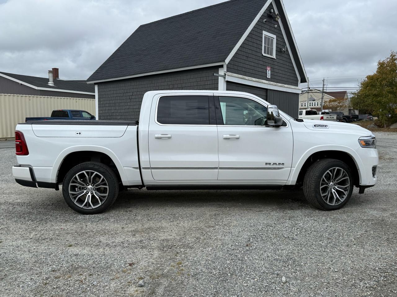 2026 RAM 1500 TUNGSTEN 4X4 CREW CAB 5'7" BOX Photo4