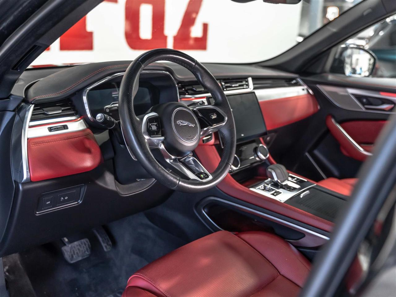 2023 Jaguar F-PACE $418 BI WEEKLY 0 DOWN R-DYNAMIC S|P400|BLACK PACK|ADAPT CRUISE|MERIDIAN|LOADED Photo4