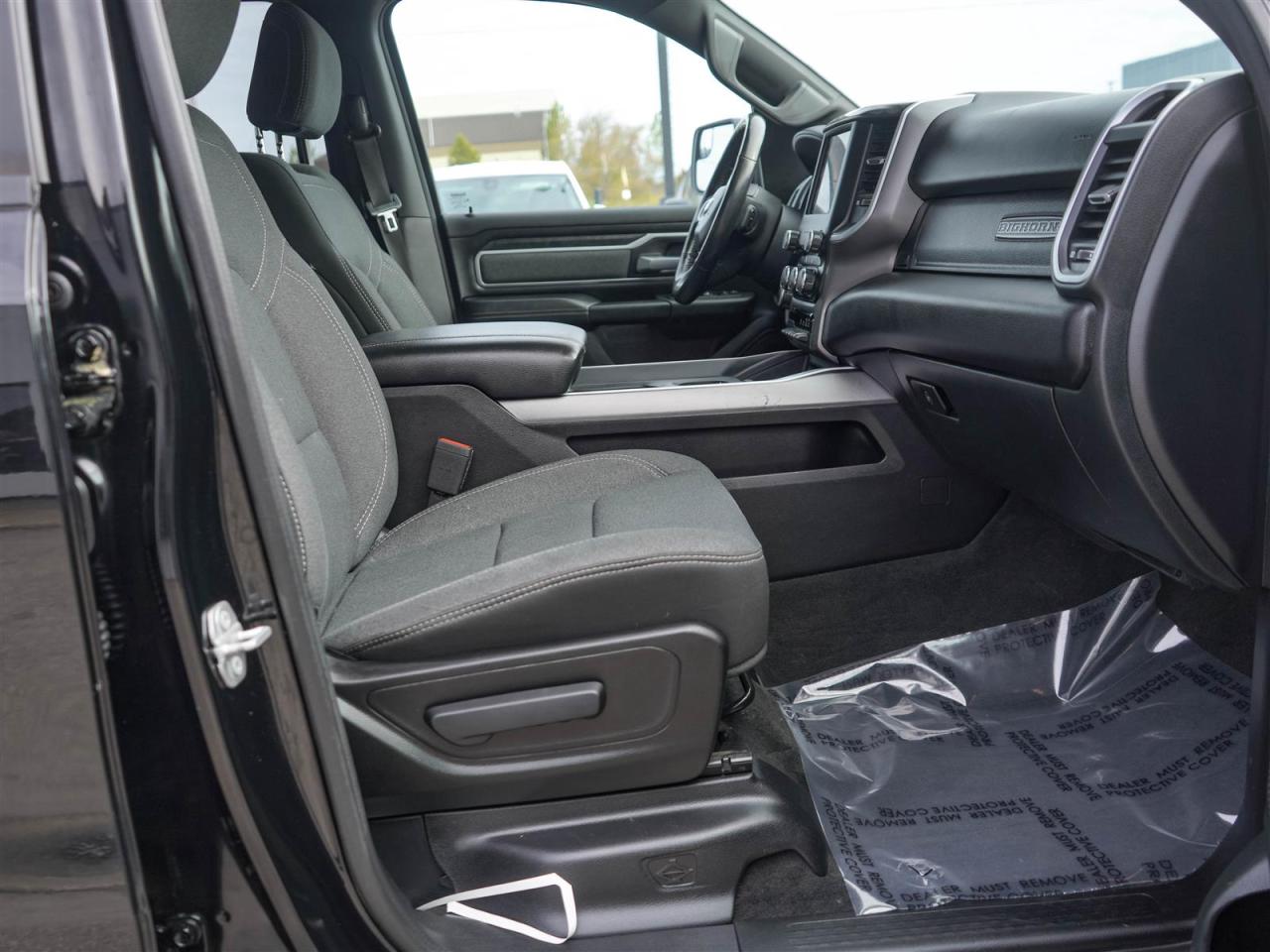 2020 RAM 1500 BIG HORN SPORT | 5.7L V8 4x4 | LEVEL 2 | OFF ROAD PKG Photo
