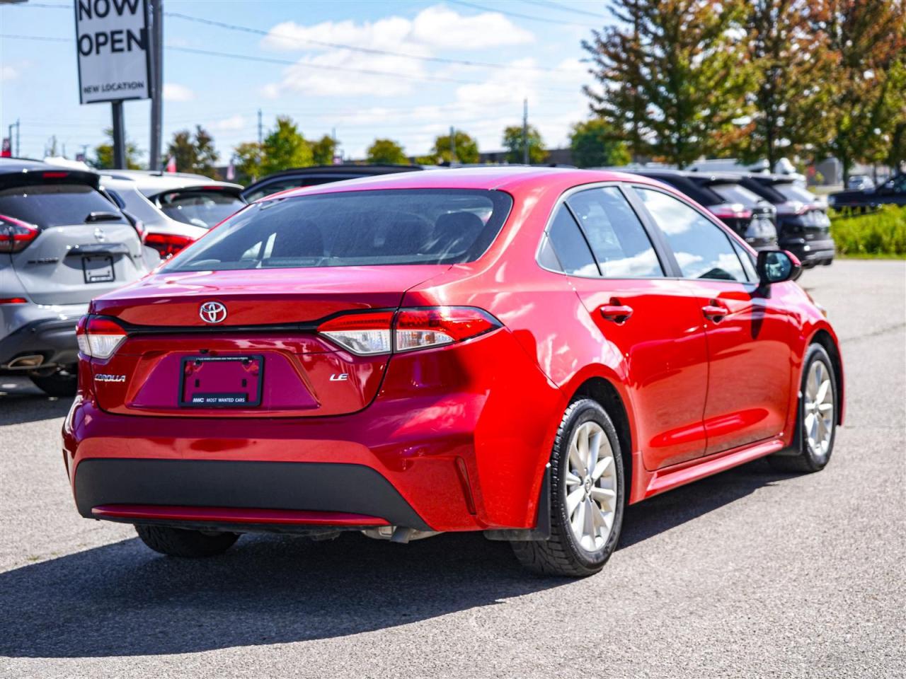 2021 Toyota Corolla LE | UPGRADE | SUNROOF | NO ACCIDENTS | 19 SERV REC Photo