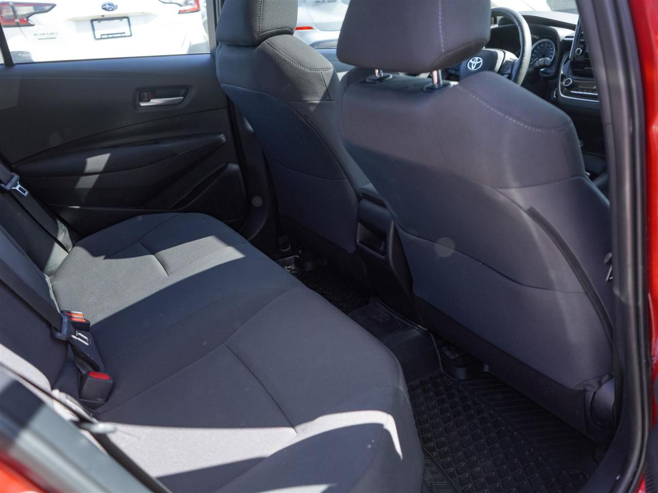 2021 Toyota Corolla LE | UPGRADE | SUNROOF | NO ACCIDENTS | 19 SERV REC Photo