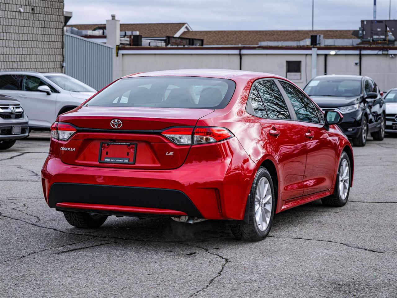2021 Toyota Corolla LE | UPGRADE | SUNROOF | NO ACCIDENTS | 19 SERV REC Photo