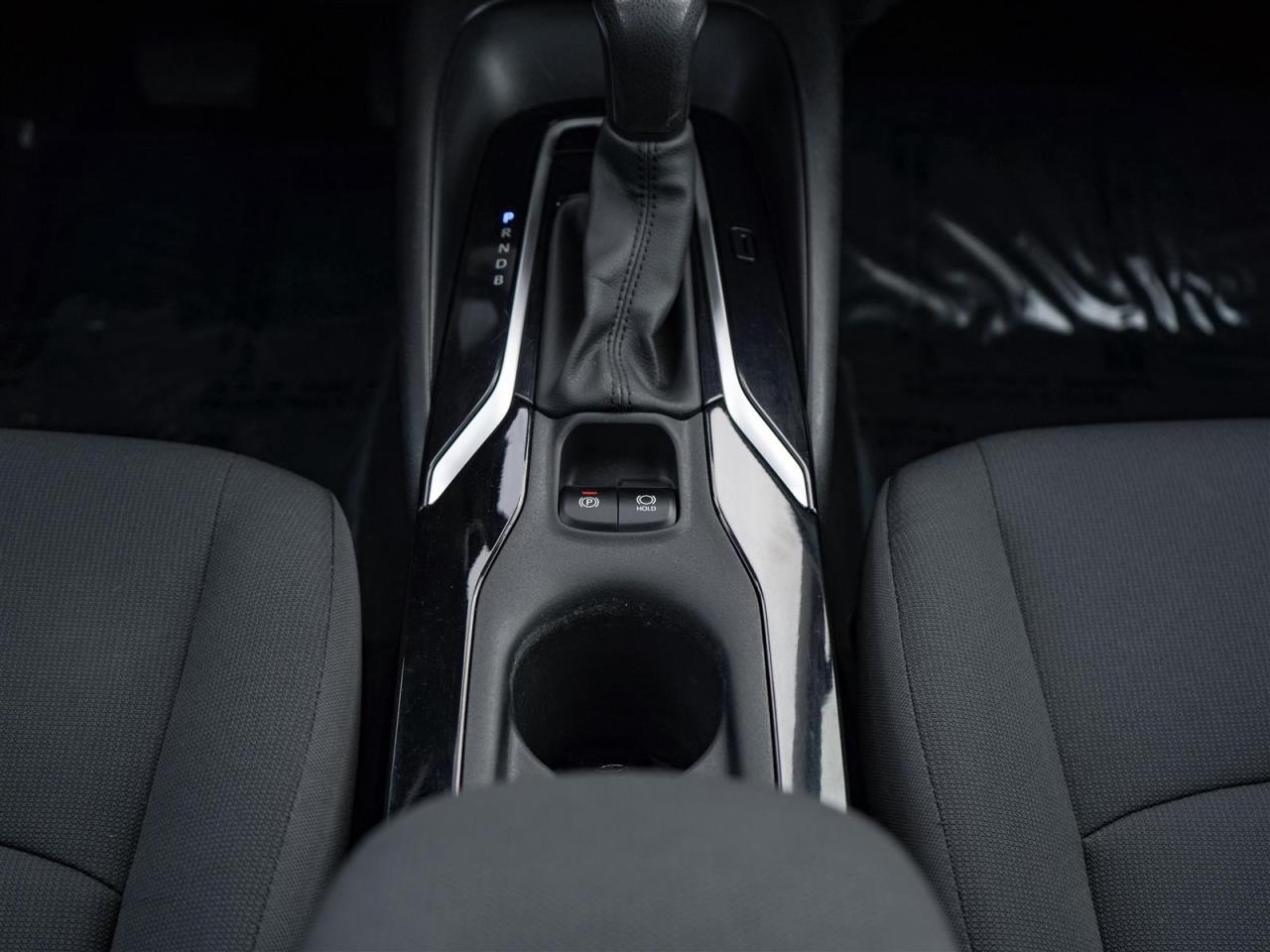 2021 Toyota Corolla LE | UPGRADE | SUNROOF | NO ACCIDENTS | 19 SERV REC Photo