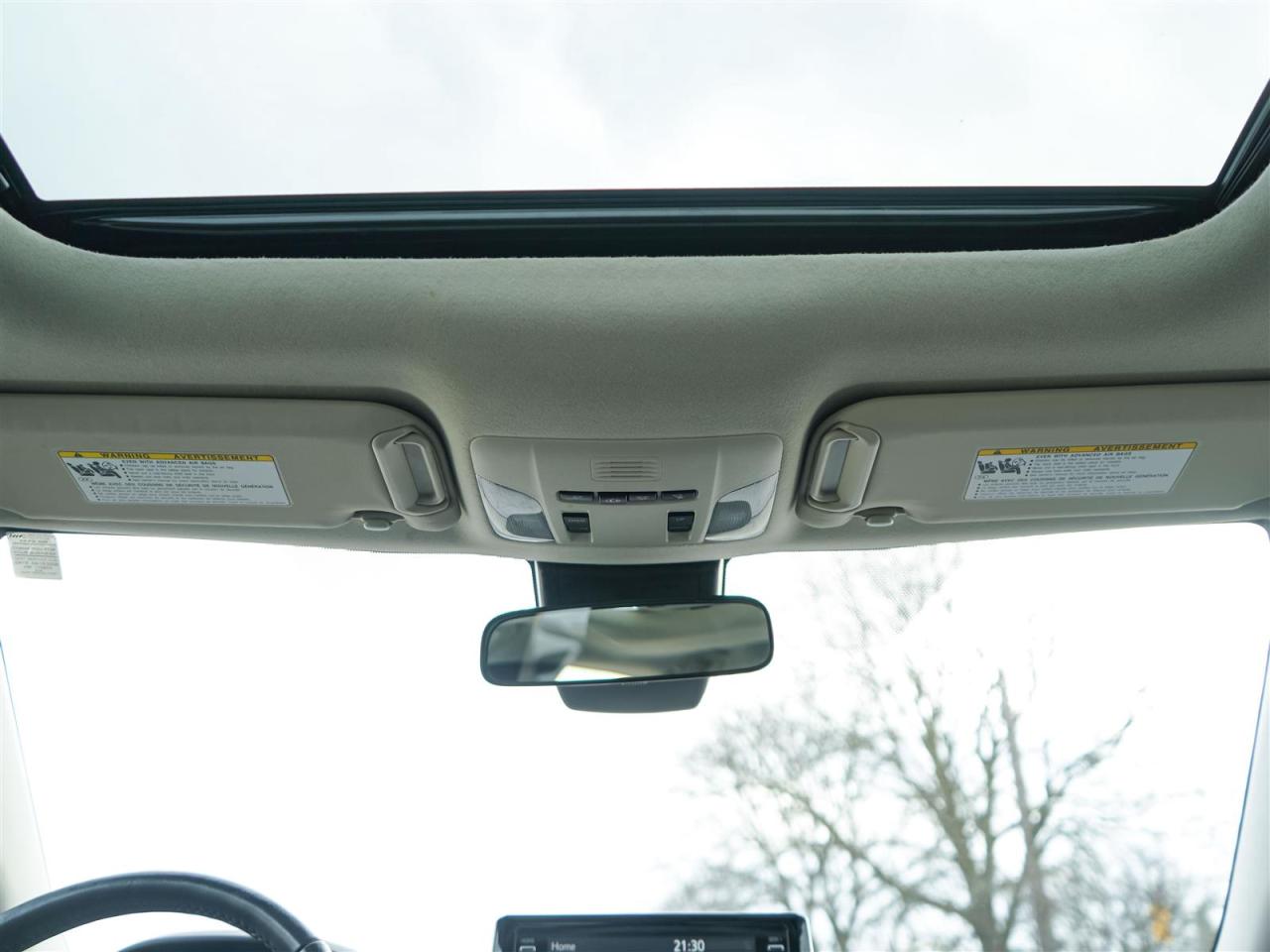 2021 Toyota Corolla LE | UPGRADE | SUNROOF | NO ACCIDENTS | 19 SERV REC Photo