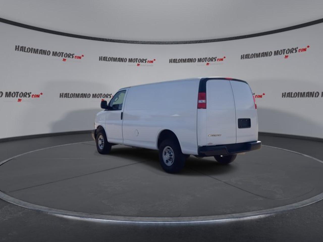 2023 Chevrolet Express Cargo Van 2500 Photo
