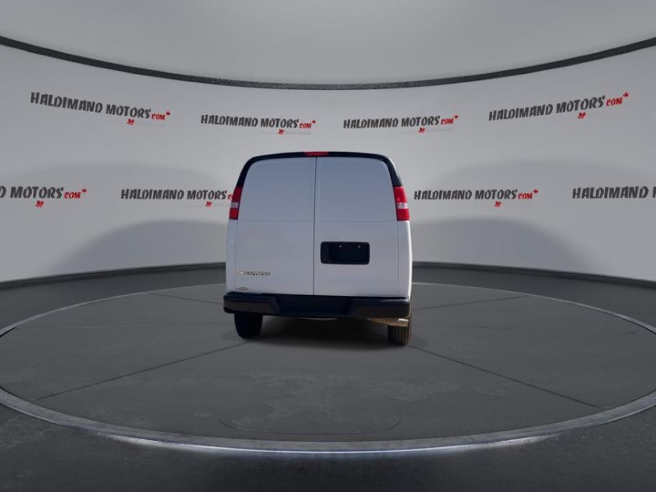 2023 Chevrolet Express Cargo Van 2500 Photo