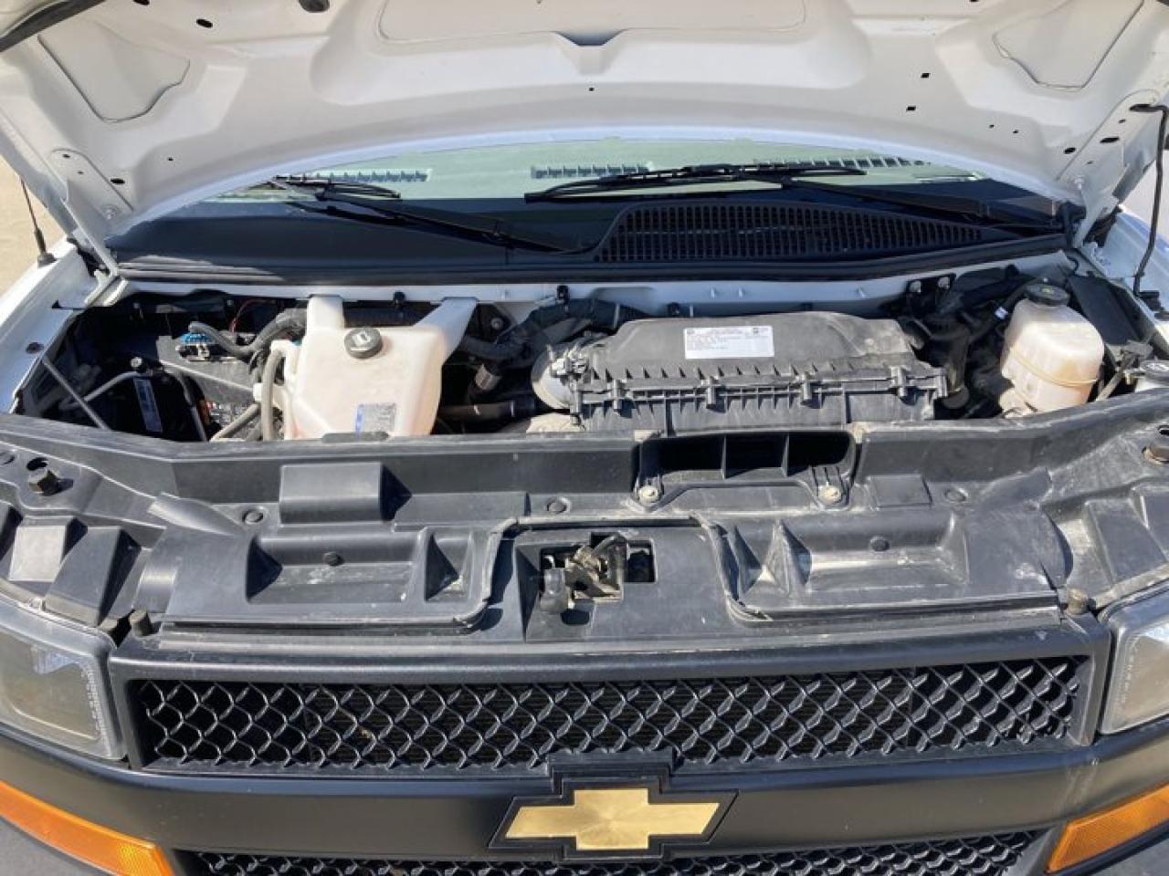 2023 Chevrolet Express Cargo Van 2500 Photo