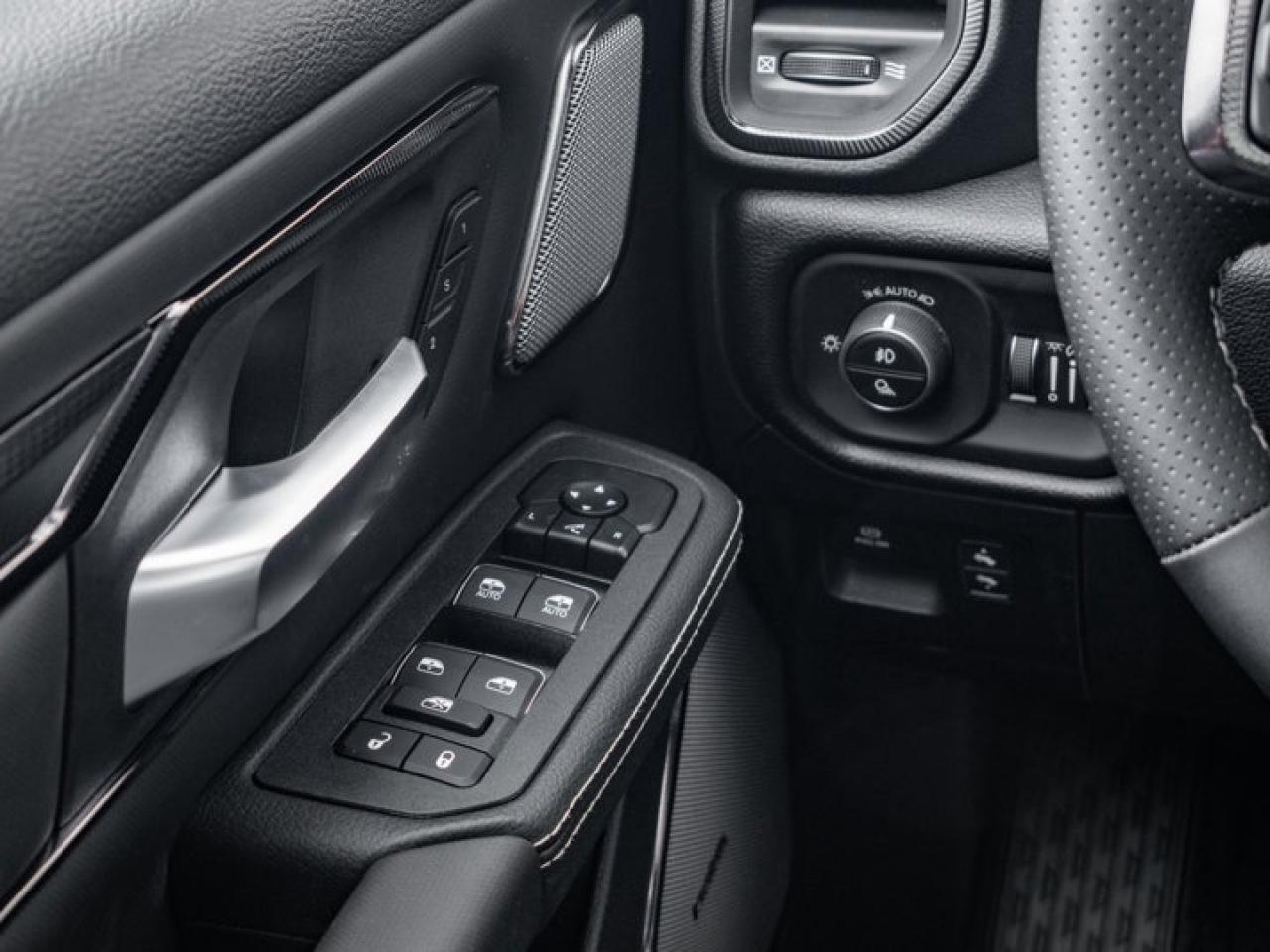 2026 RAM 1500 SPORT Photo