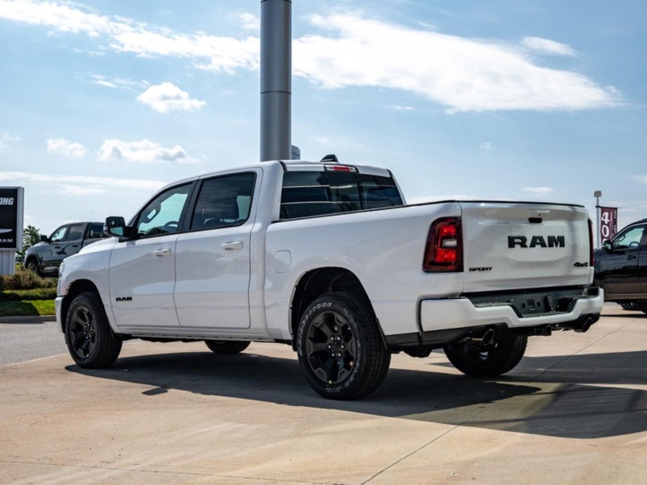 2026 RAM 1500 SPORT Photo4