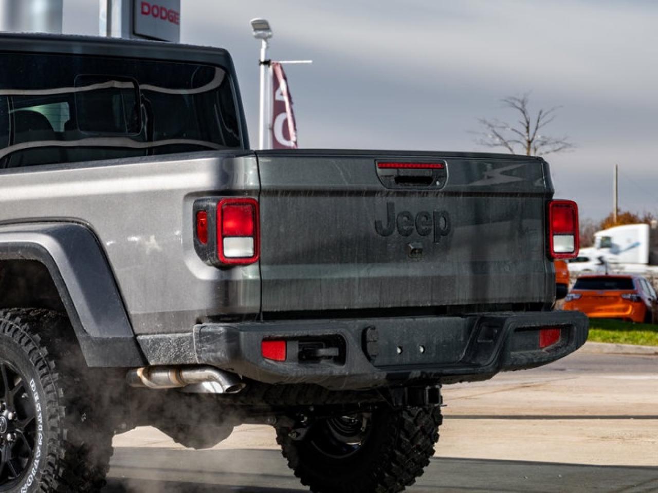 2026 Jeep Gladiator Willys Photo