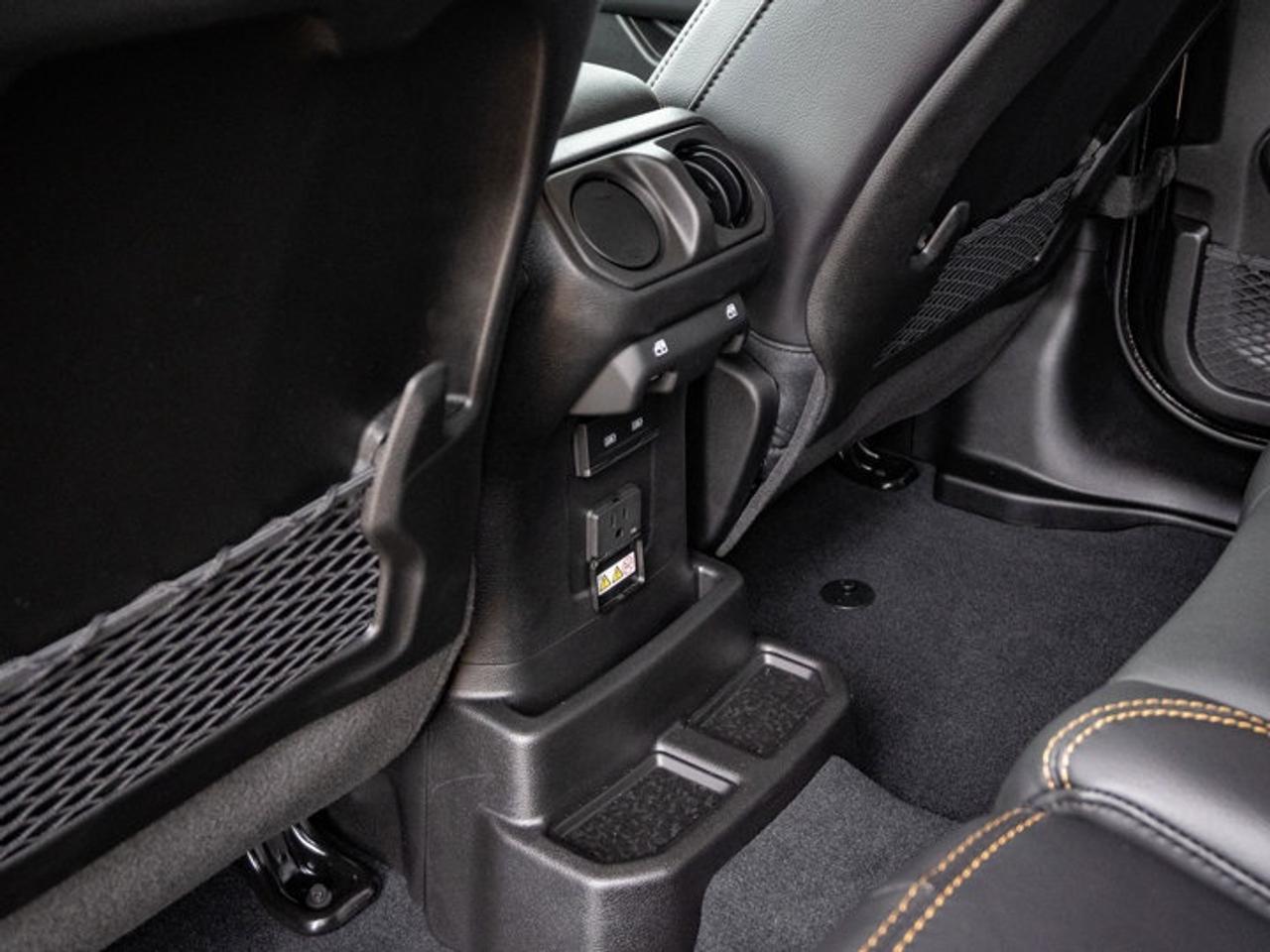 2025 Jeep Wrangler Sahara Photo