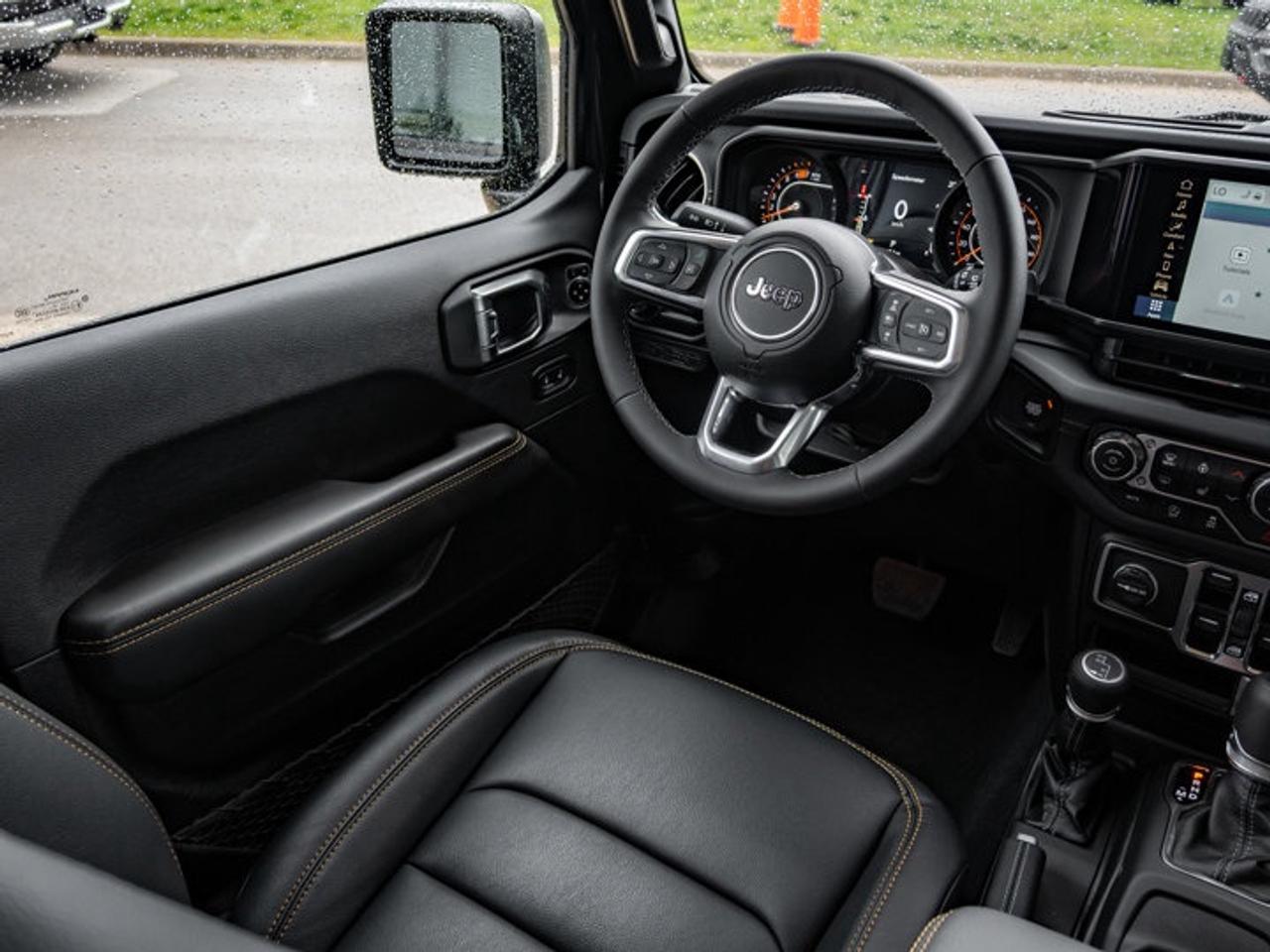 2025 Jeep Wrangler Sahara Photo