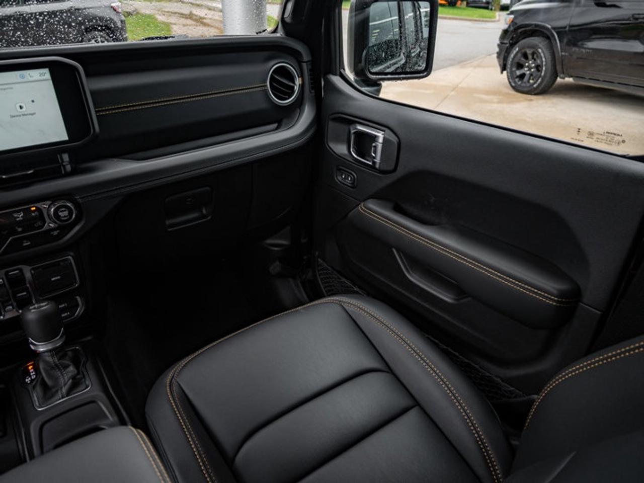 2025 Jeep Wrangler Sahara Photo