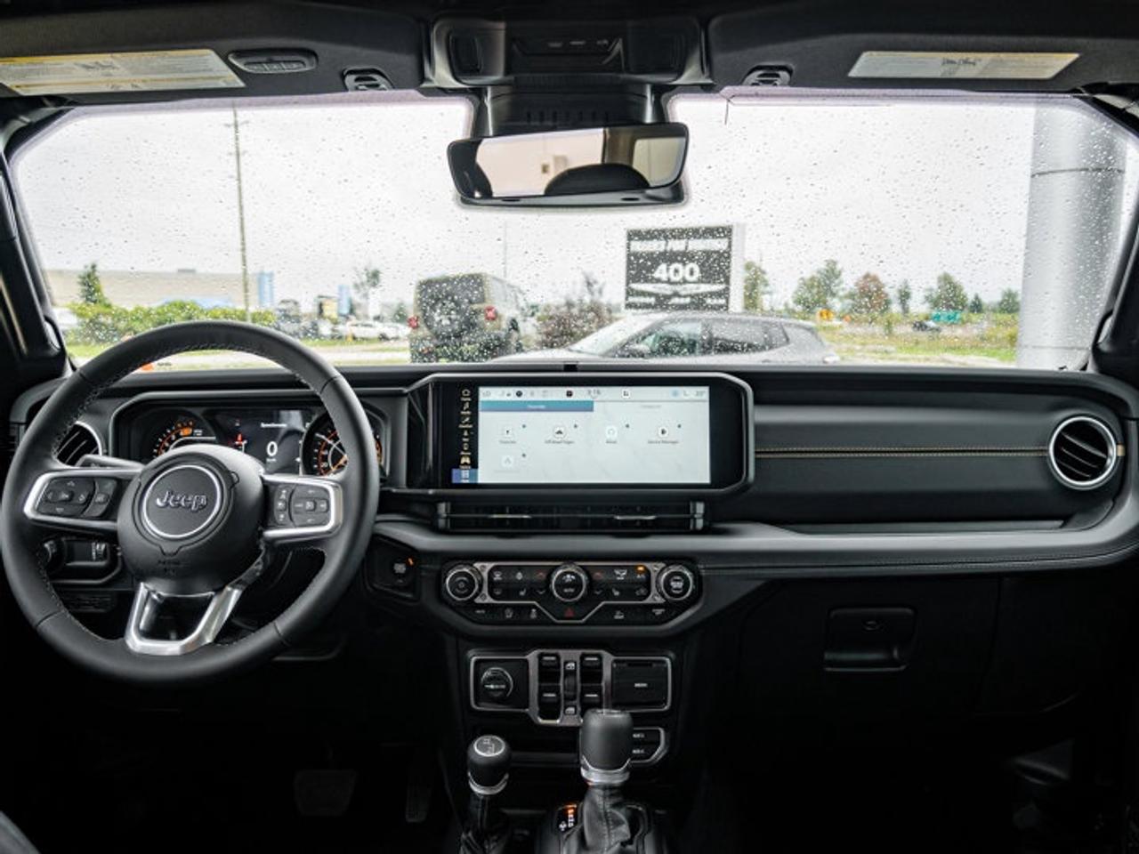 2025 Jeep Wrangler Sahara Photo