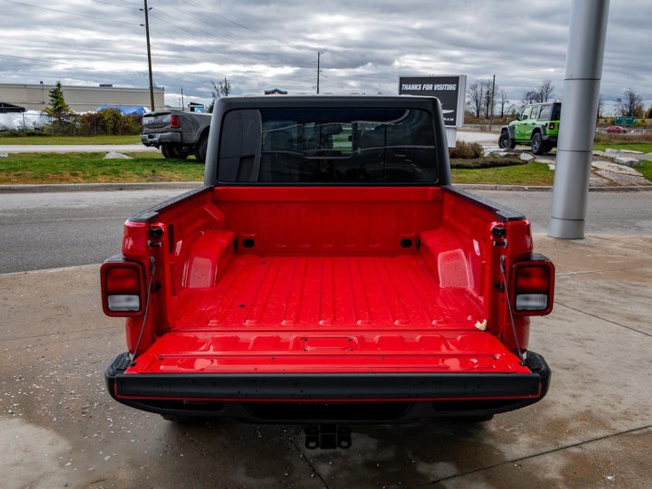2026 Jeep Gladiator Willys Photo