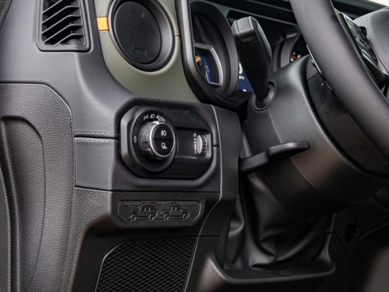 2026 Jeep Gladiator MOJAVE X Photo