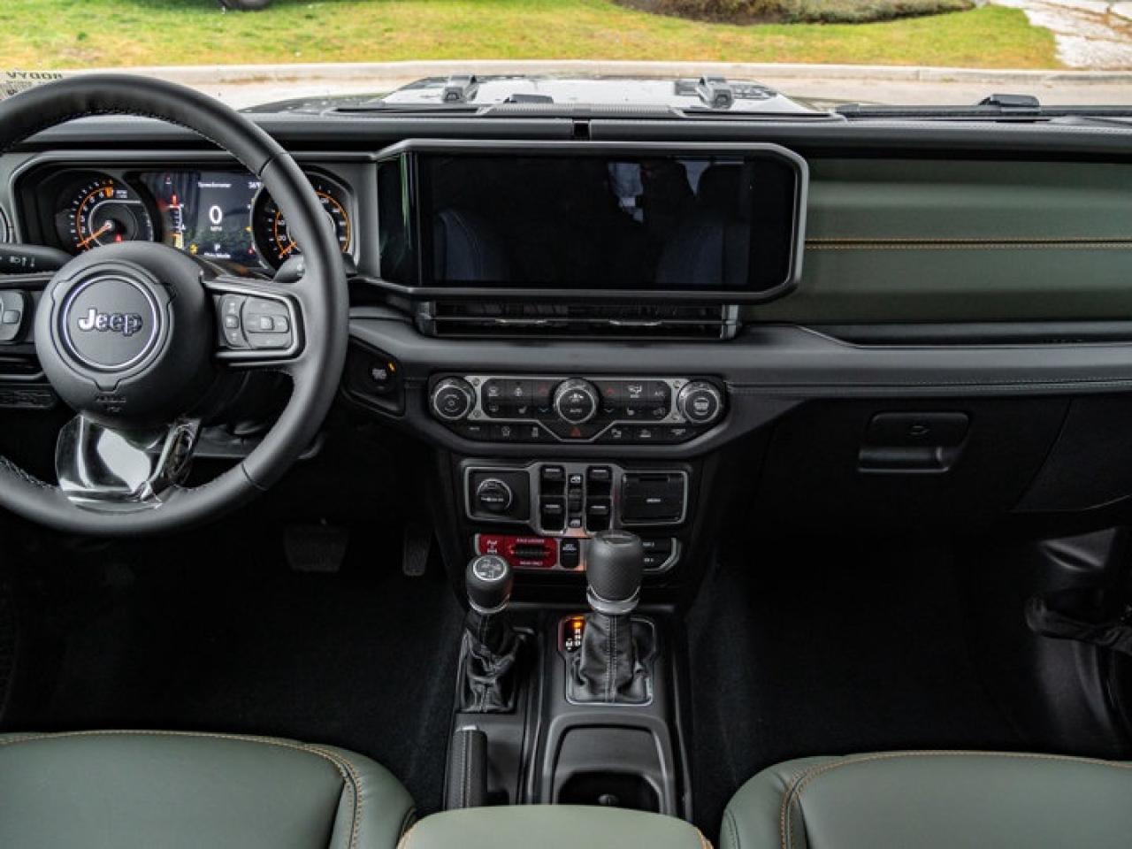 2026 Jeep Gladiator MOJAVE X Photo