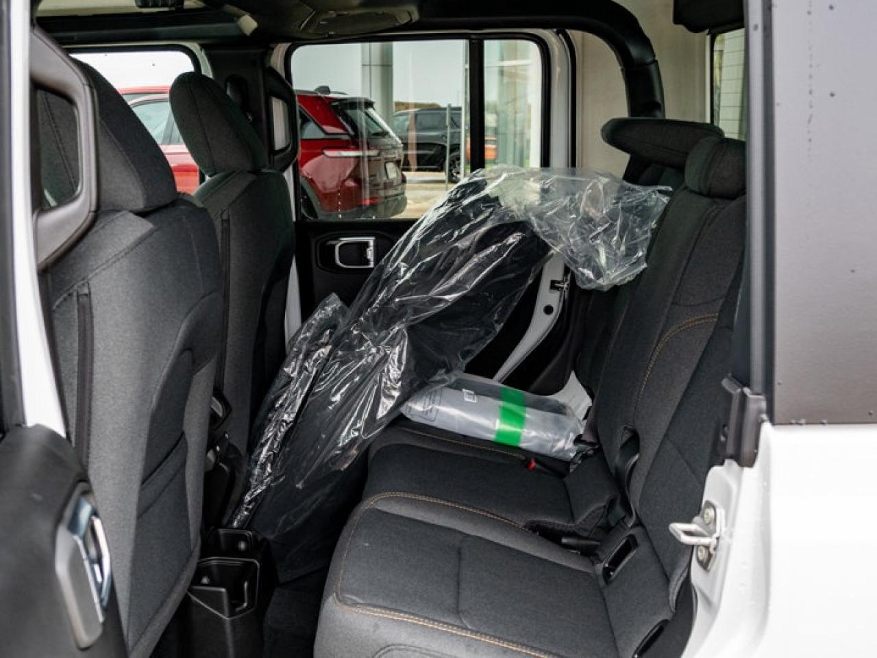 2026 Jeep Gladiator Sport S Photo