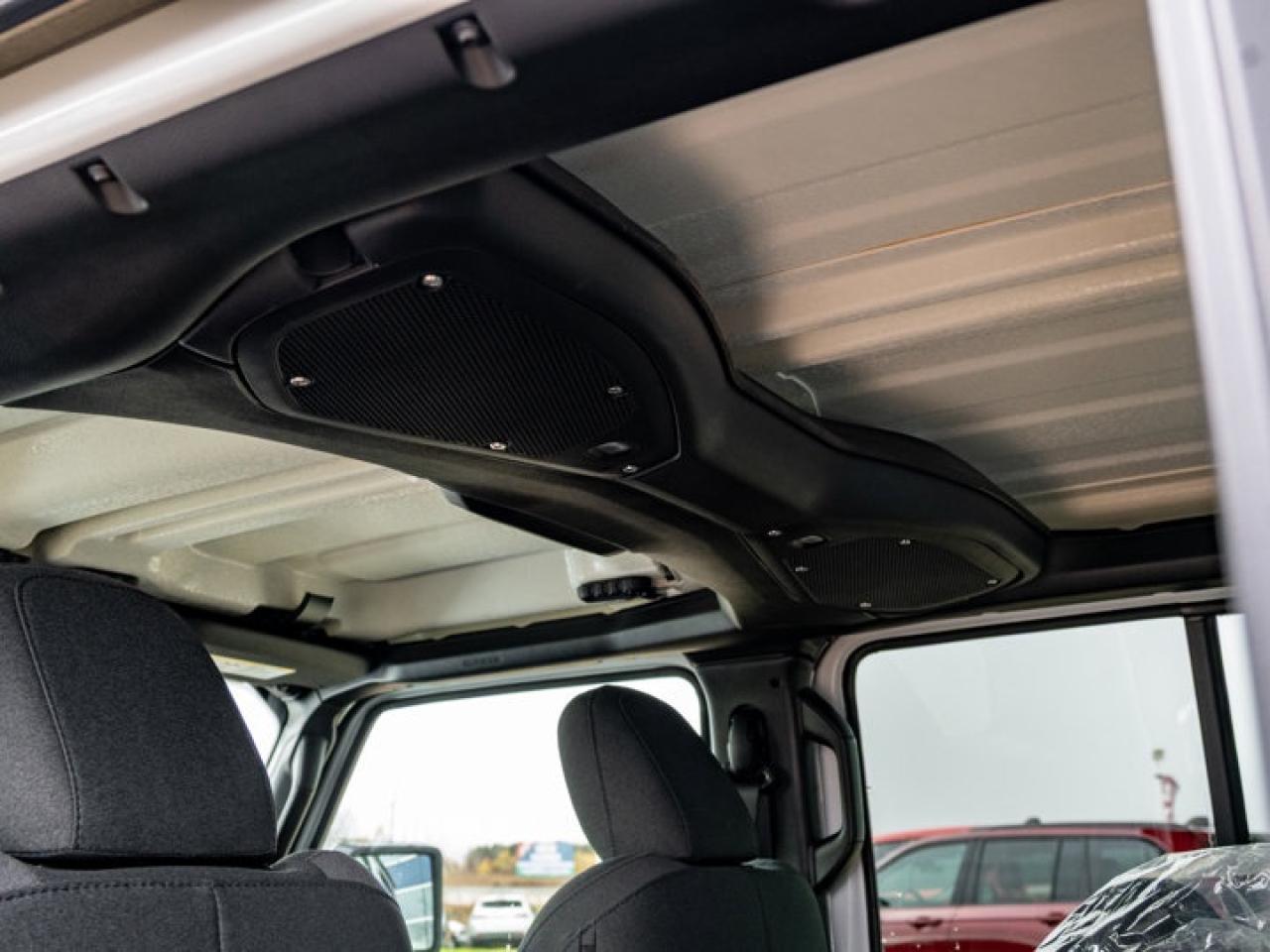 2026 Jeep Gladiator Sport S Photo