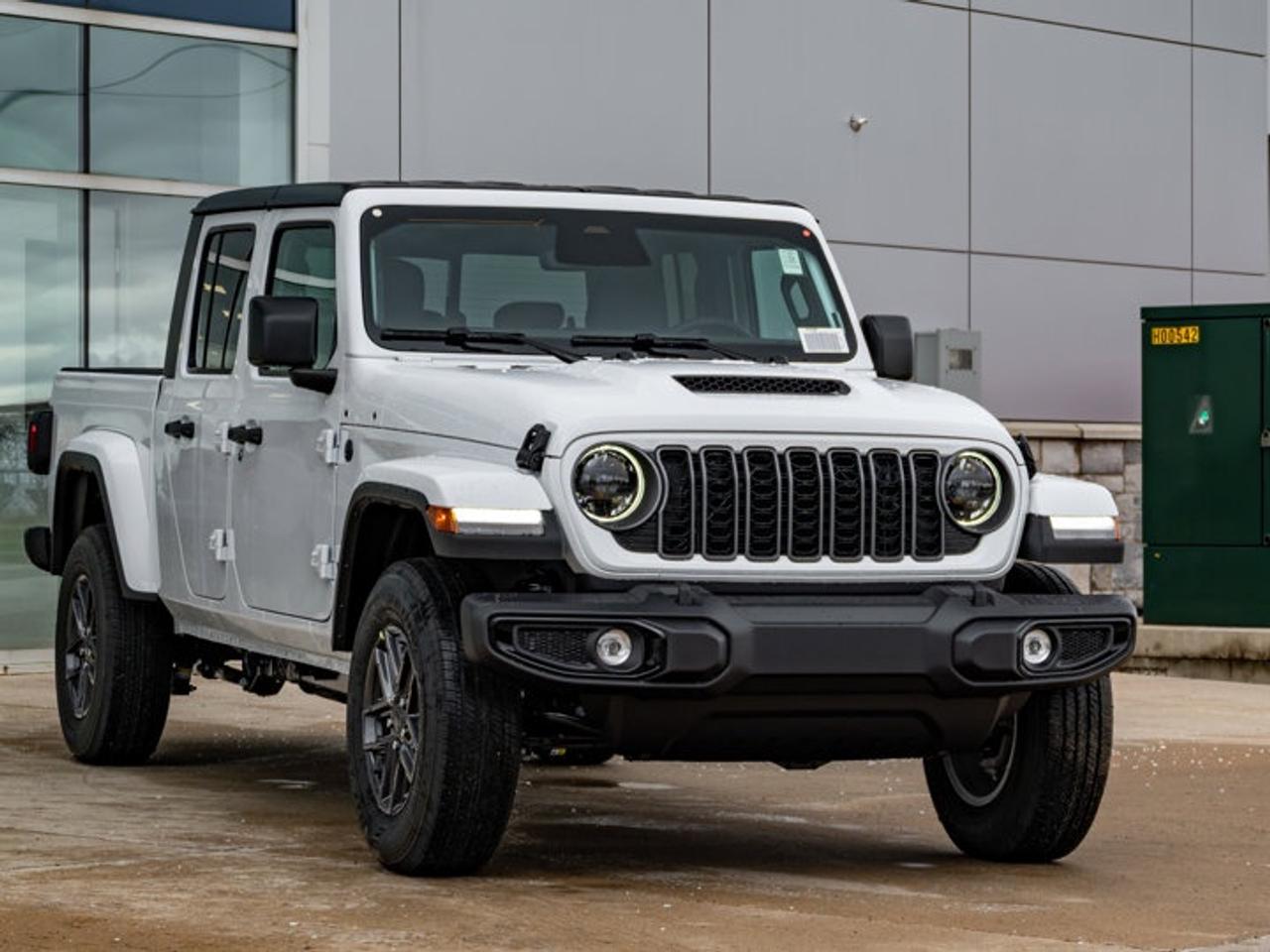 2026 Jeep Gladiator Sport S Photo