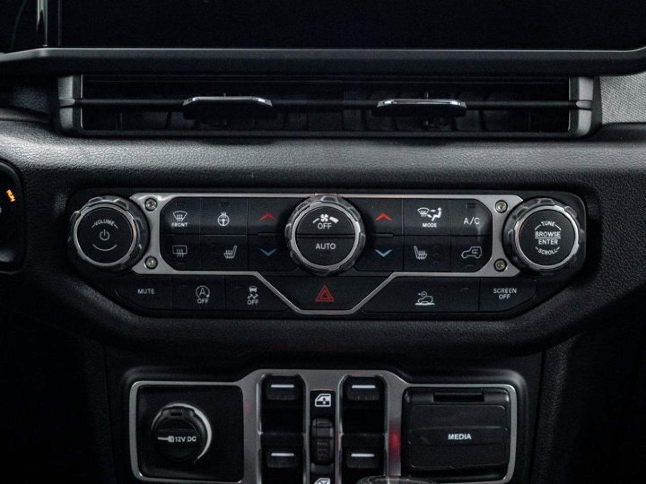 2026 Jeep Gladiator Willys Photo