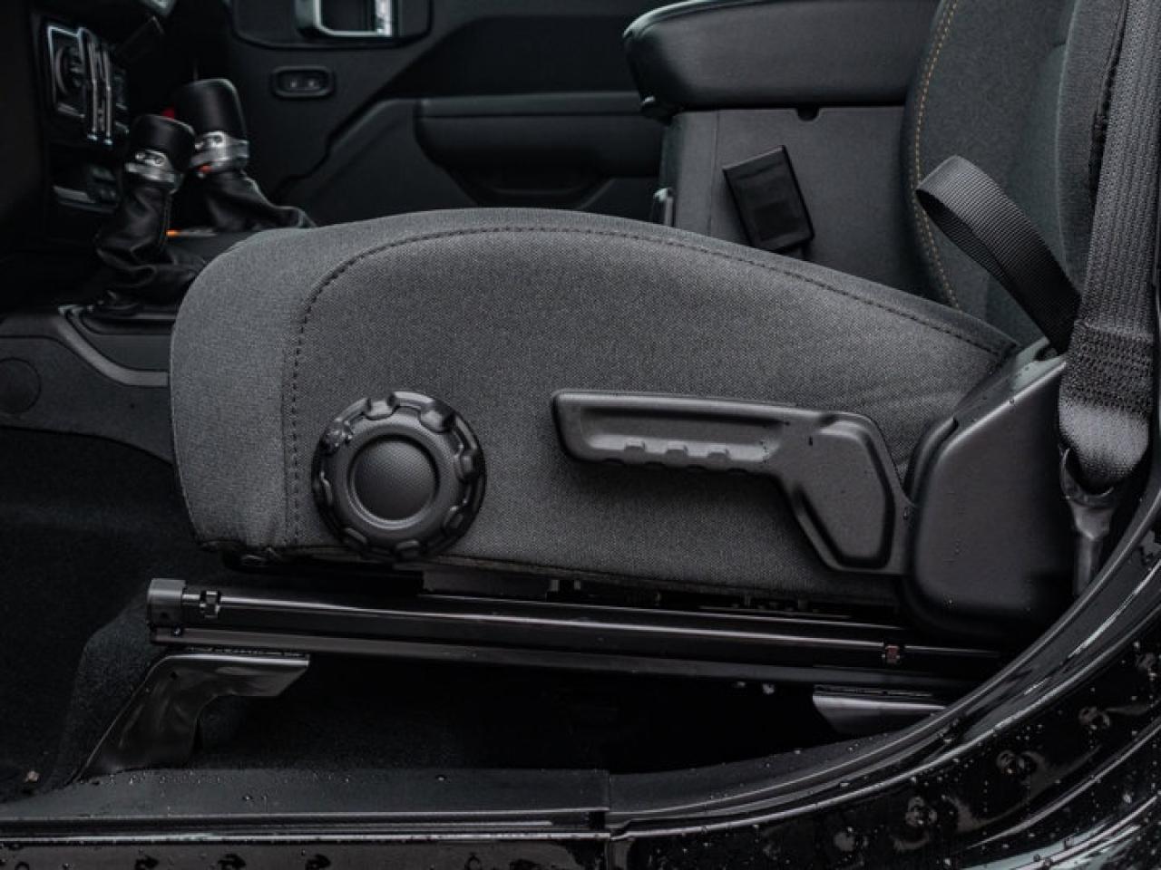 2026 Jeep Gladiator Sport S Photo