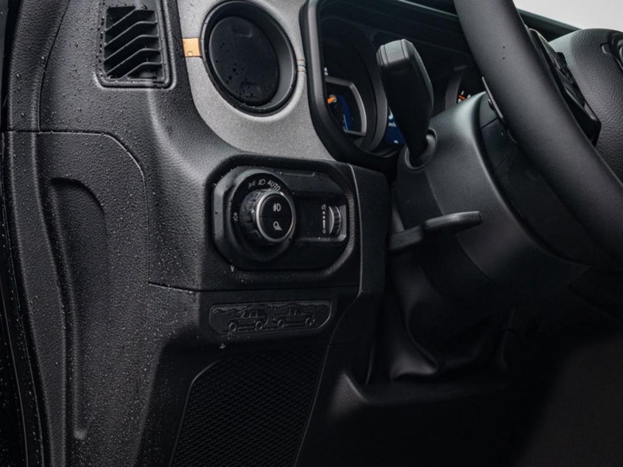 2026 Jeep Gladiator Sport S Photo