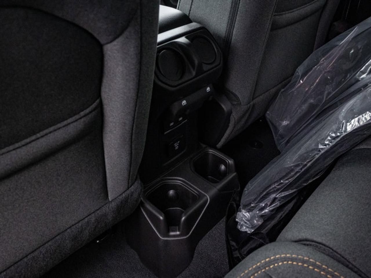 2026 Jeep Gladiator Sport S Photo