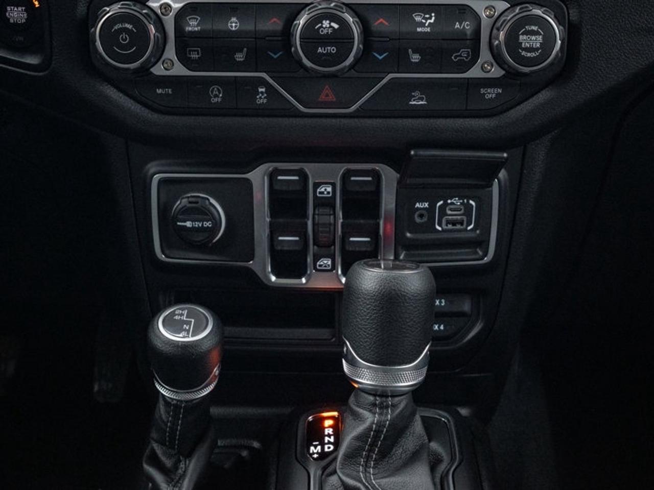 2026 Jeep Gladiator Sport S Photo