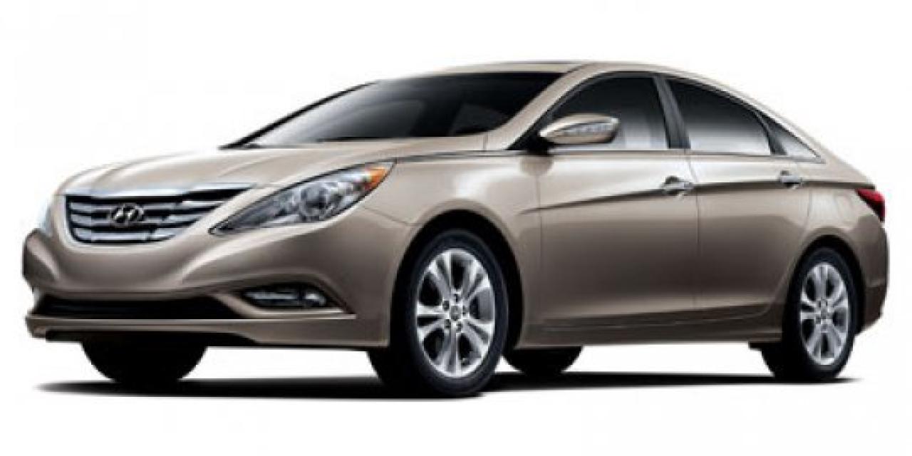 Used 2011 Hyundai Sonata LIMITED for sale in Barrie, ON