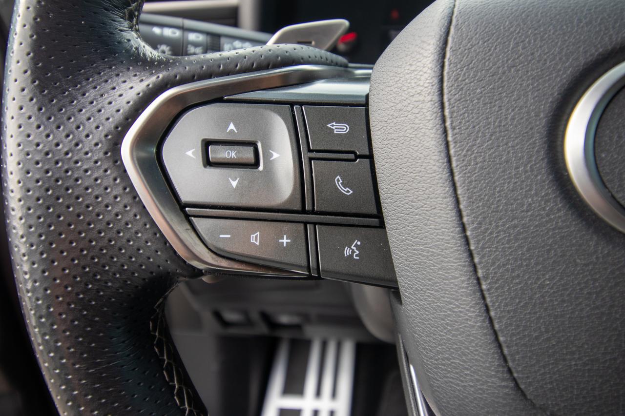 2023 Lexus LX LX 600 Photo5